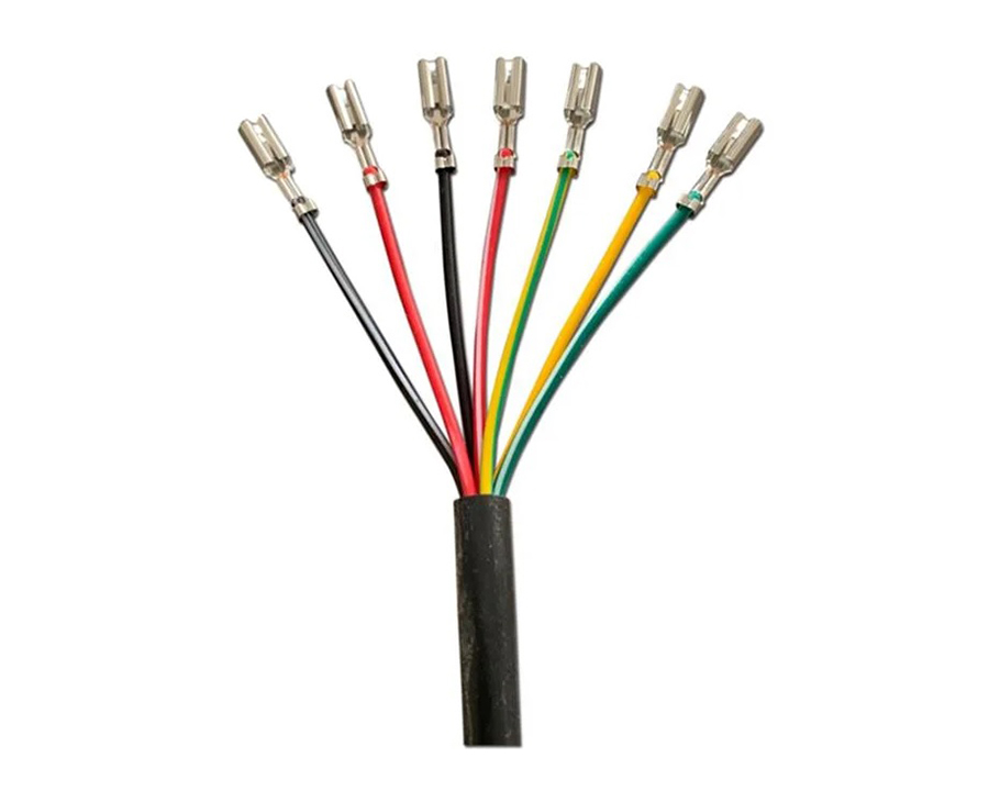 Krympmaskin med tunn kabel med två ändar